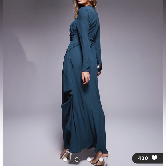 Elegant Teal Long Sleeve Gown - Picture 4 of 7